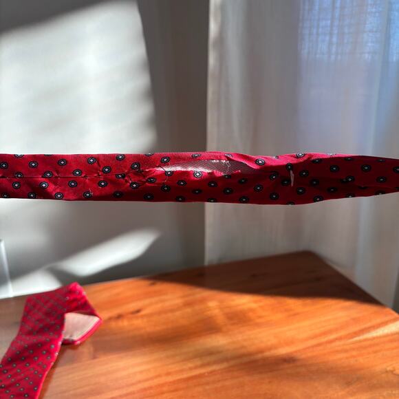 Vintage Bert Pulitzer Tie Made in USA Red Tie - Picture 4 of 5